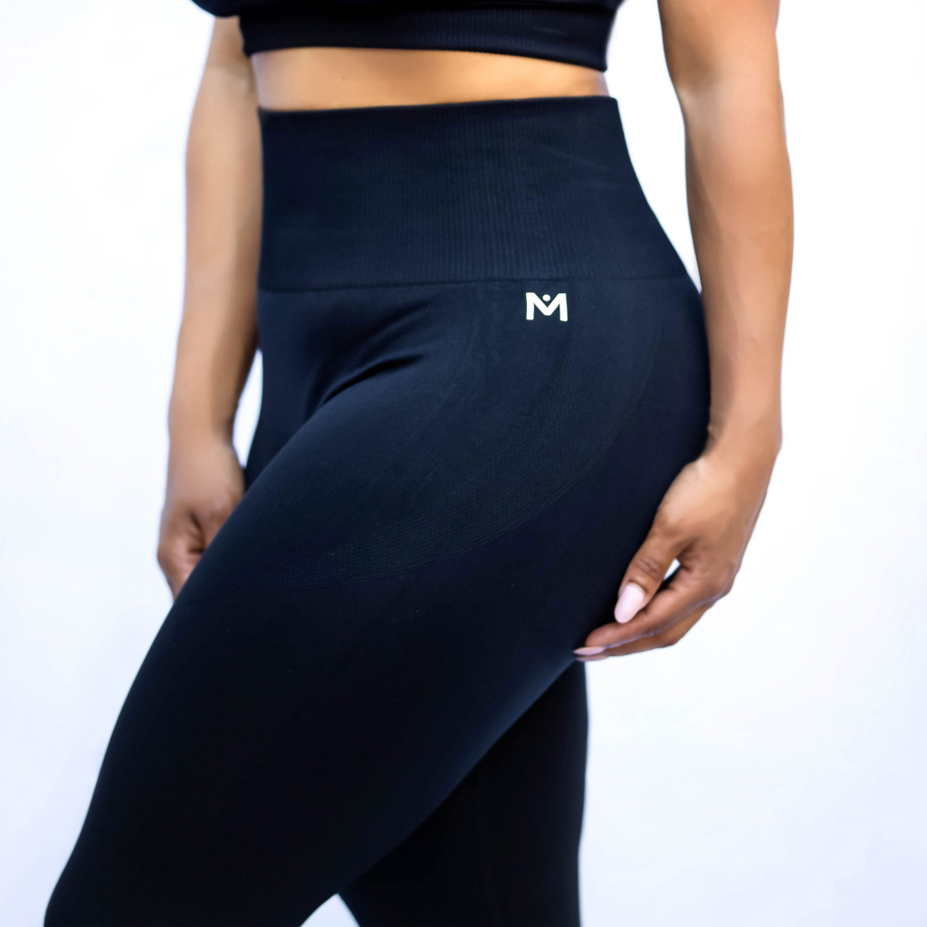 Classic Essential High-Waisted Legging